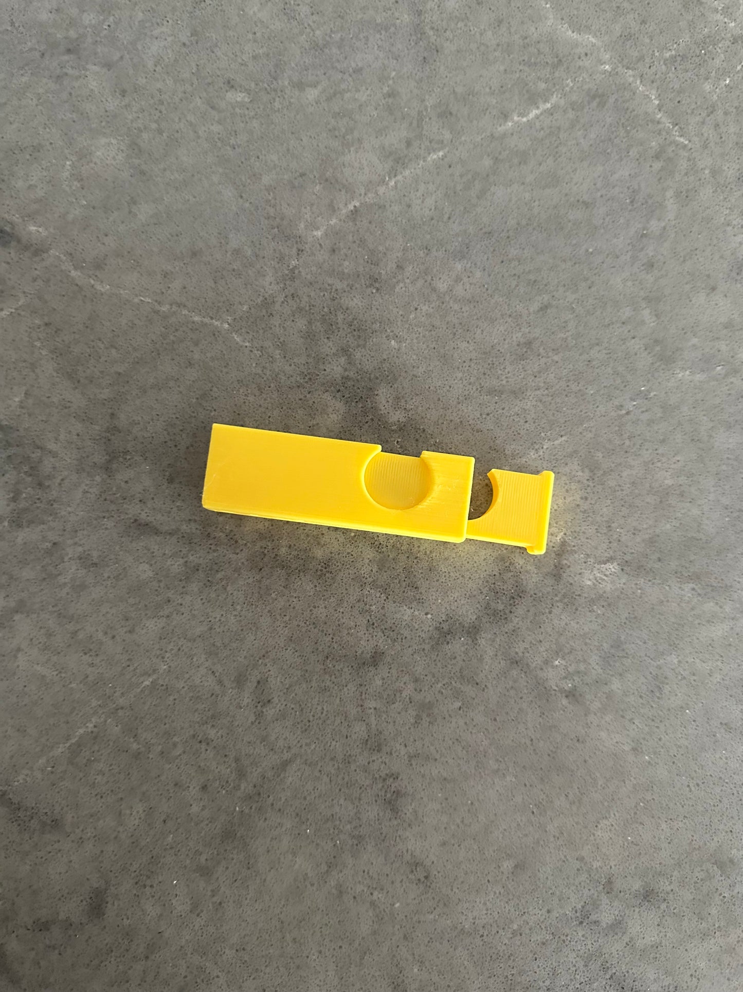 SPRING LOADED BREAD CLIP