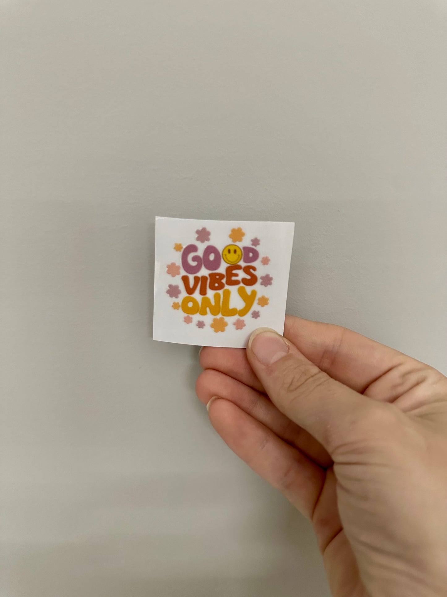 UV DTF KEYRING DECAL - GOOD VIBES ONLY