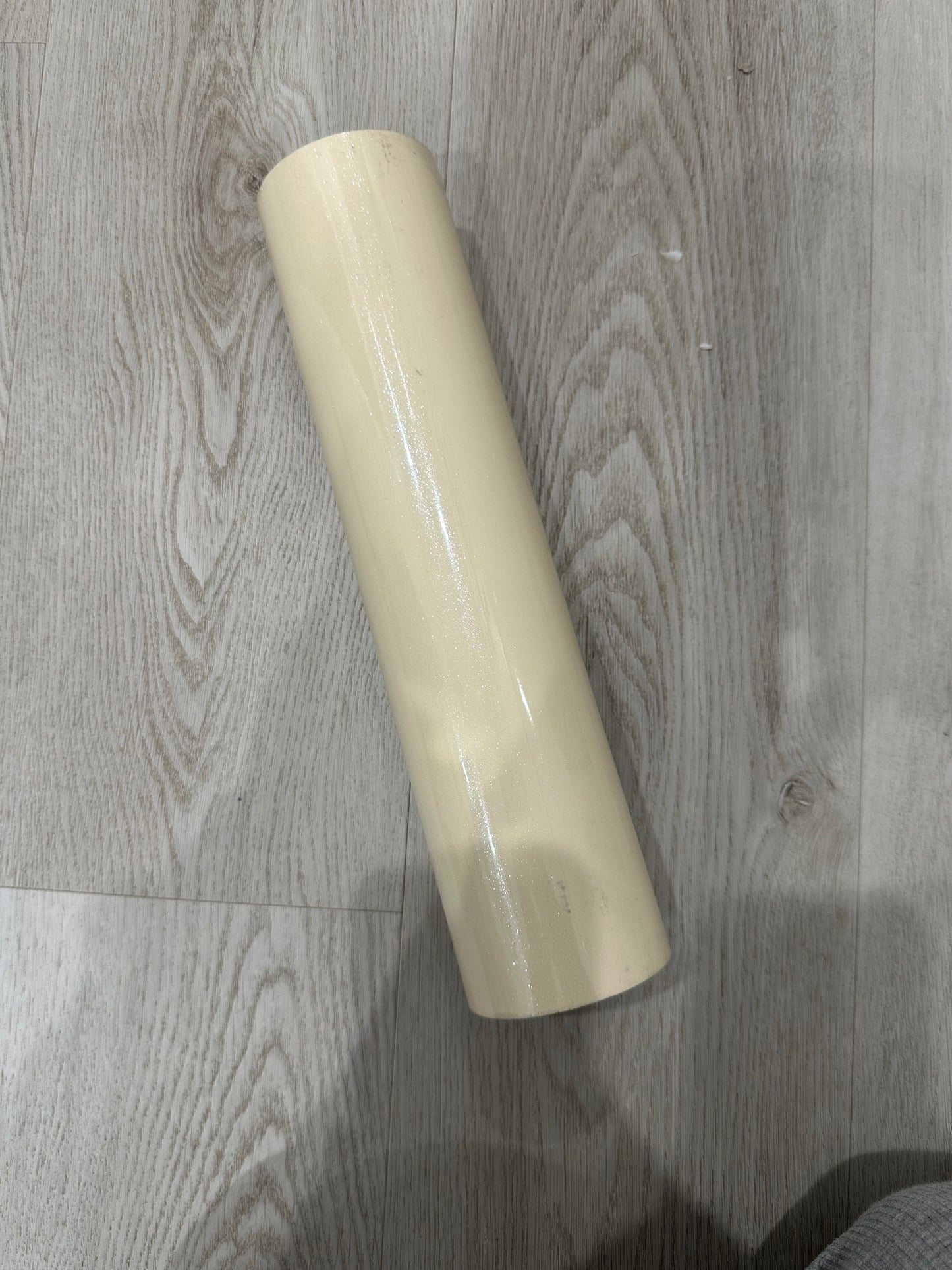 CREAM SHIMMER PATTERNED VINYL