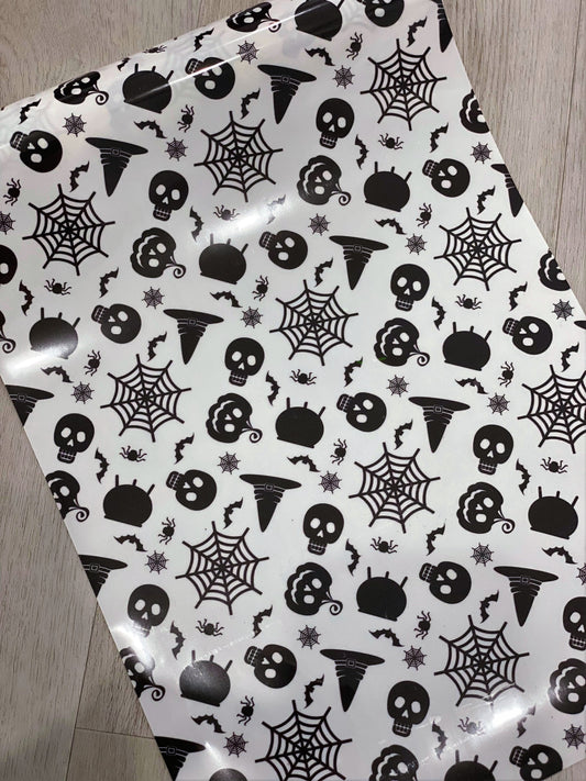 BLACK AND WHITE HALLOWEEN HTV PATTERN